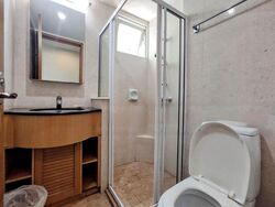 Queens (D3), Condominium #483555301